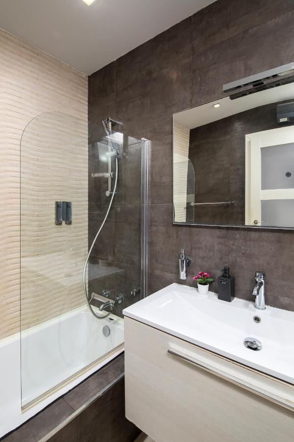 Luxury Msida Circle Suites Exterior photo